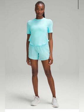 Lululemon UV Protection Fold-Over Running T-Shirt
Size 6 | Cyan Blue